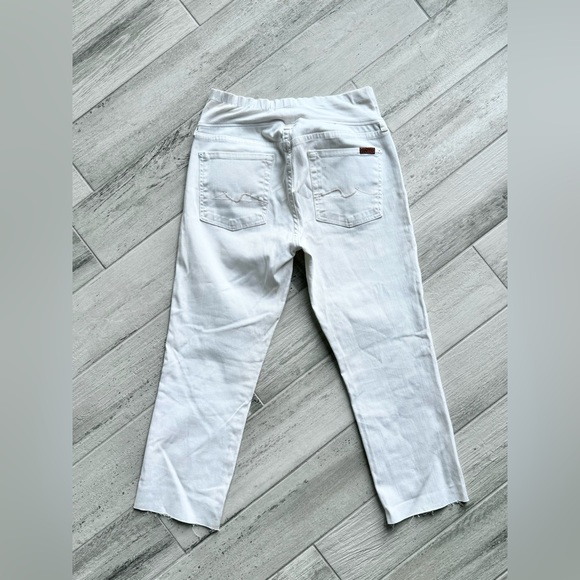 7 For All Mankind White Raw Hem Maternity Ankle Jeans - size 31 - Picture 3 of 6